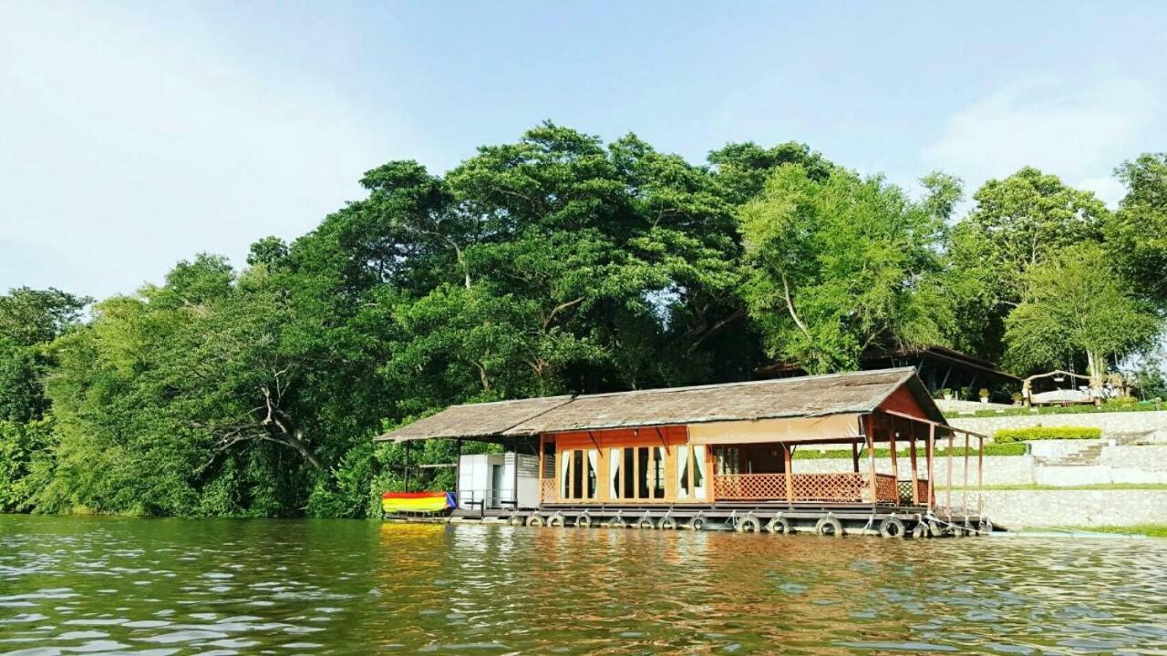 Namsai Resort Kanchanaburi Esterno foto